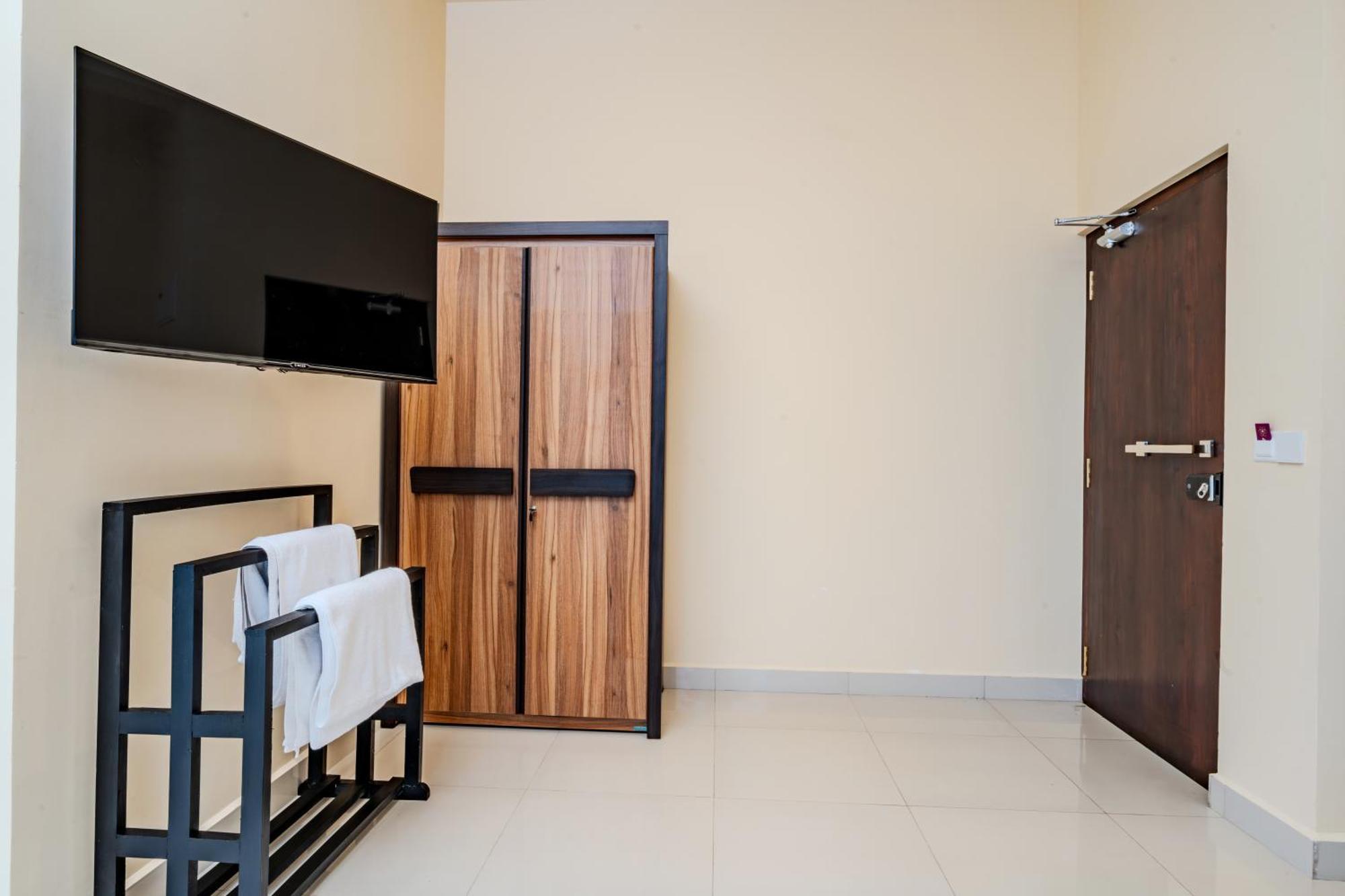 Mzion Hotel Уелигама Екстериор снимка