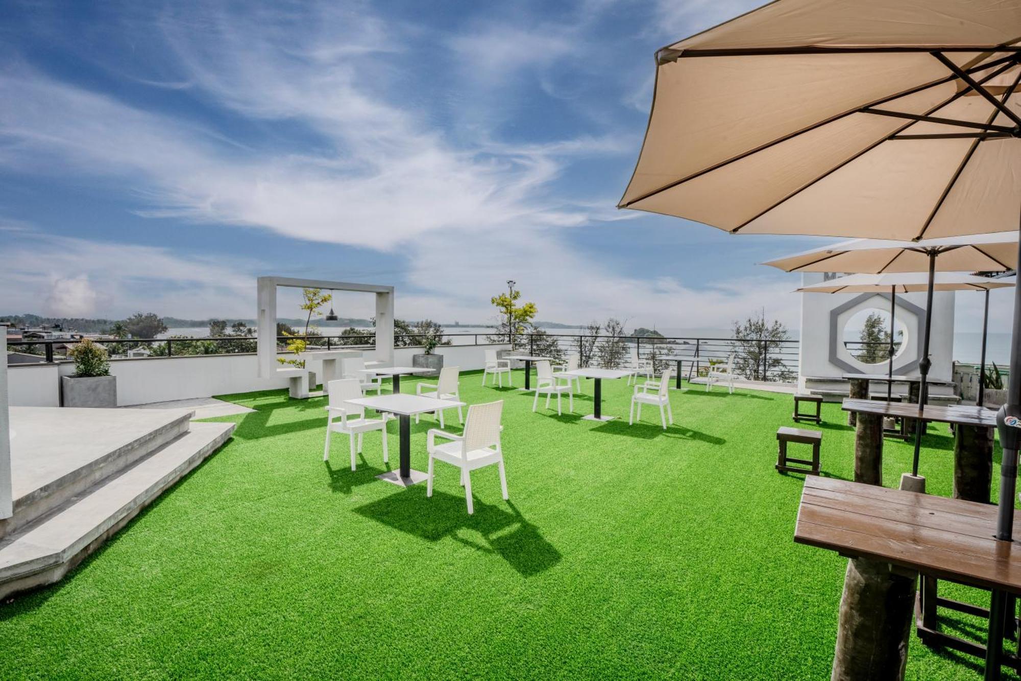 Mzion Hotel Уелигама Екстериор снимка